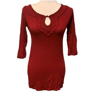 Max Studio Red Keyhole Top Size XS 3/4 Sleeve